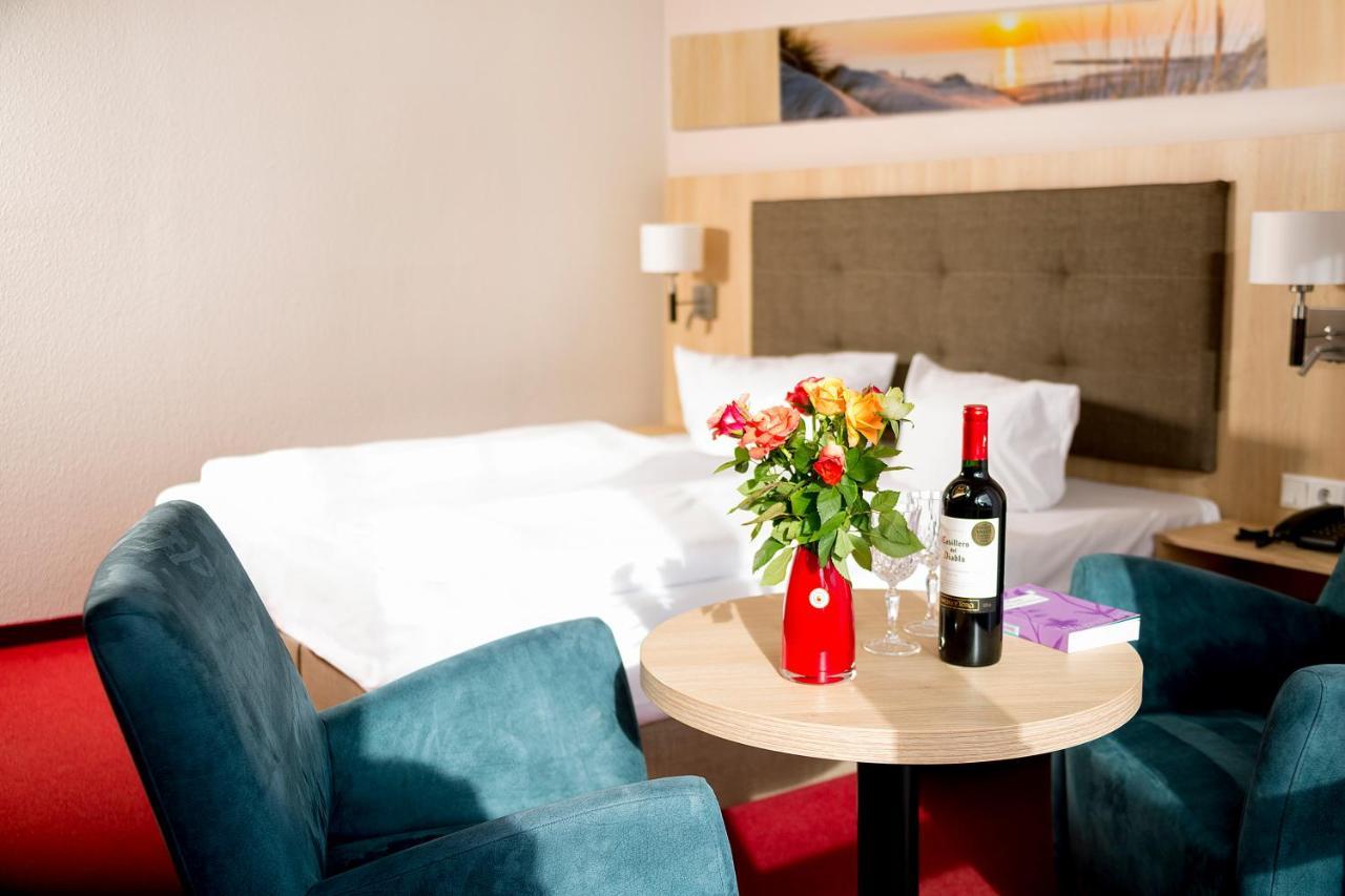 הרינגסדורף Hotel Garni Sonne מראה חיצוני תמונה